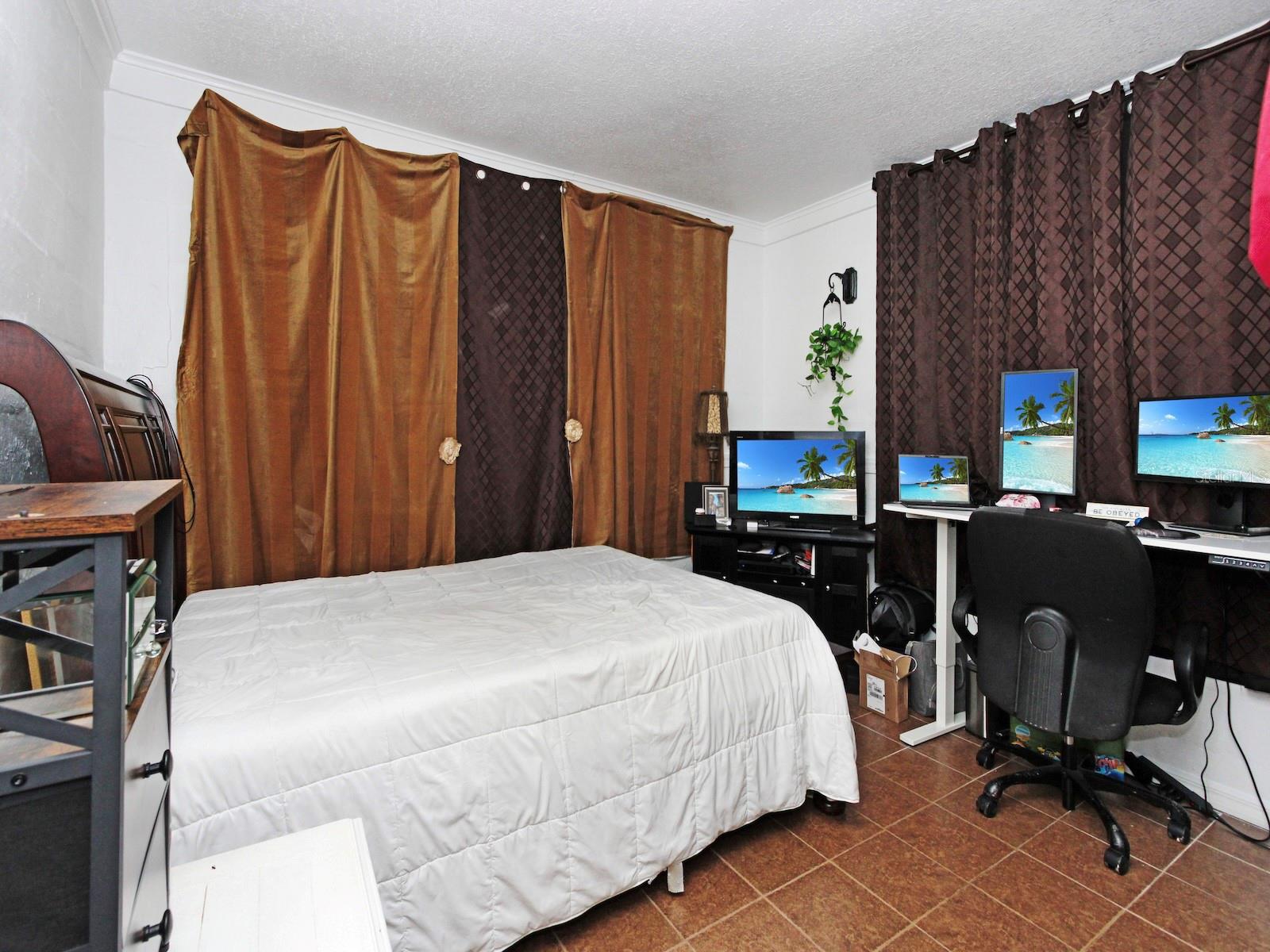 WOODRUFFS SUB FRANK L - Residential