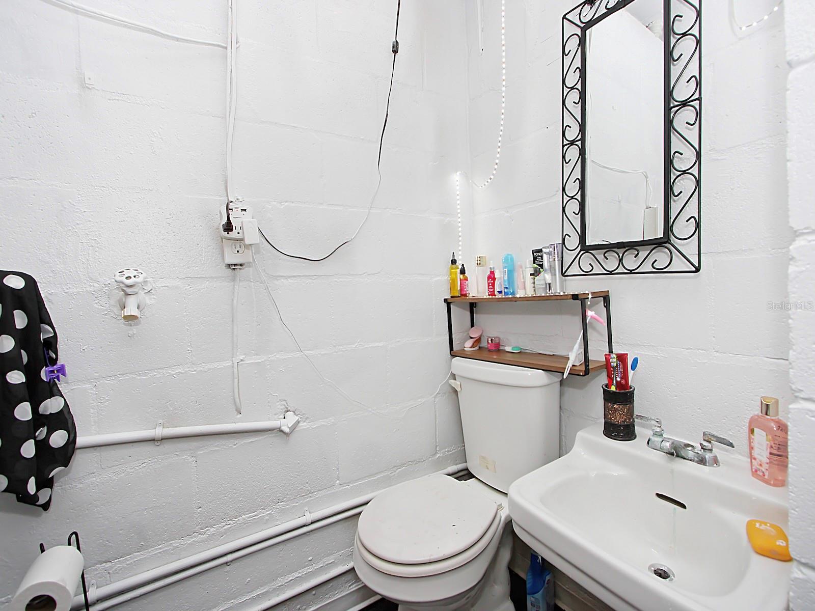 WOODRUFFS SUB FRANK L - Residential