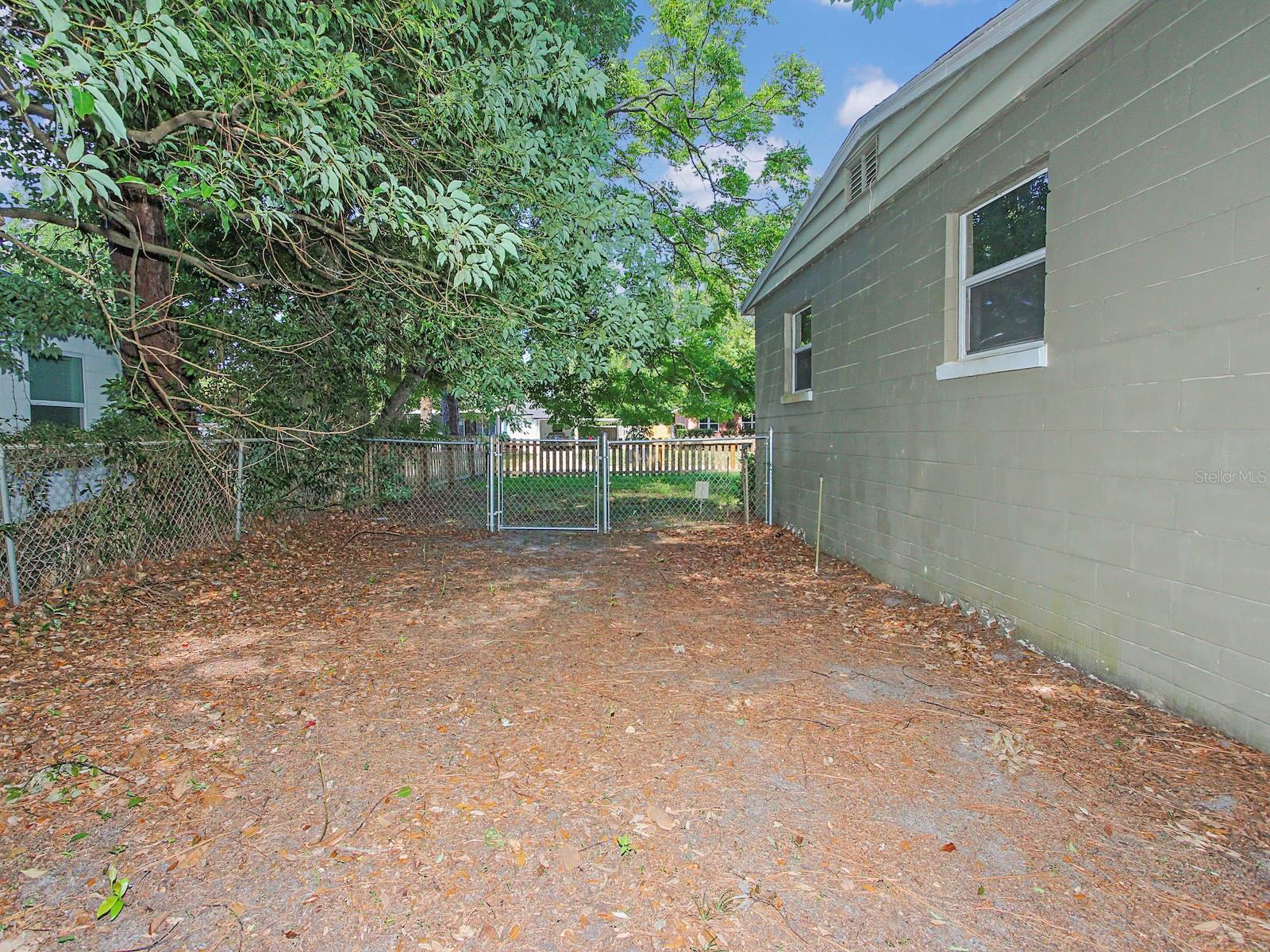 WOODRUFFS SUB FRANK L - Residential