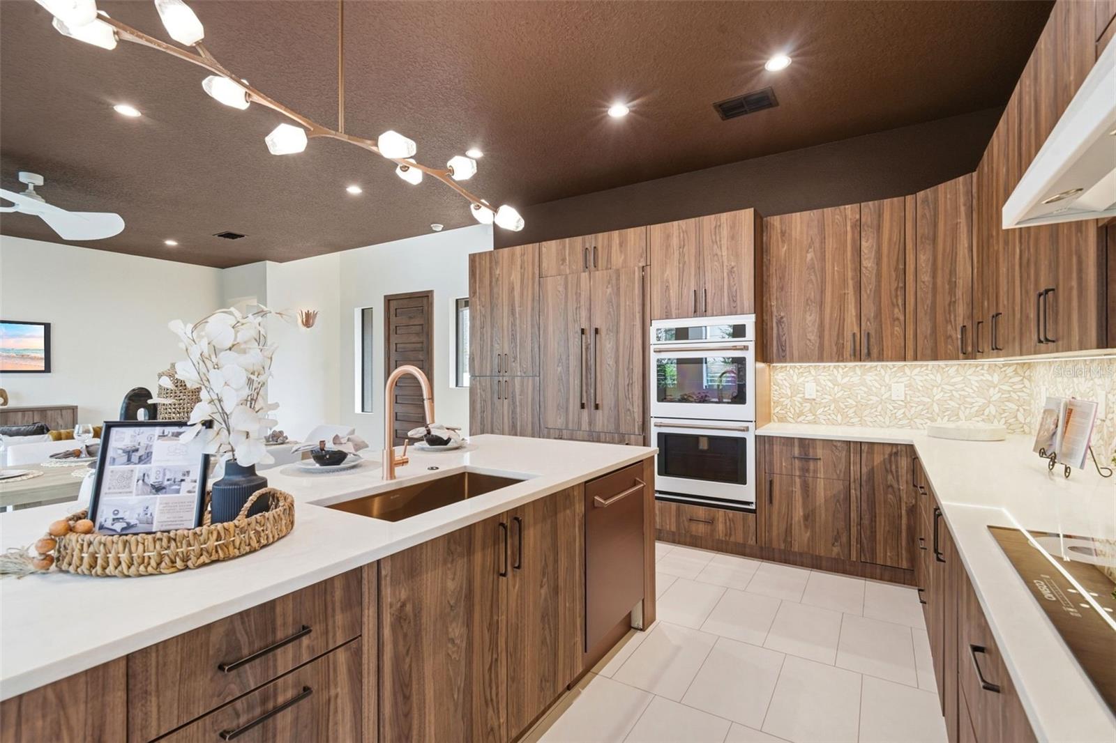 PHILLIPS REP 01 LAKEWOOD - Residential