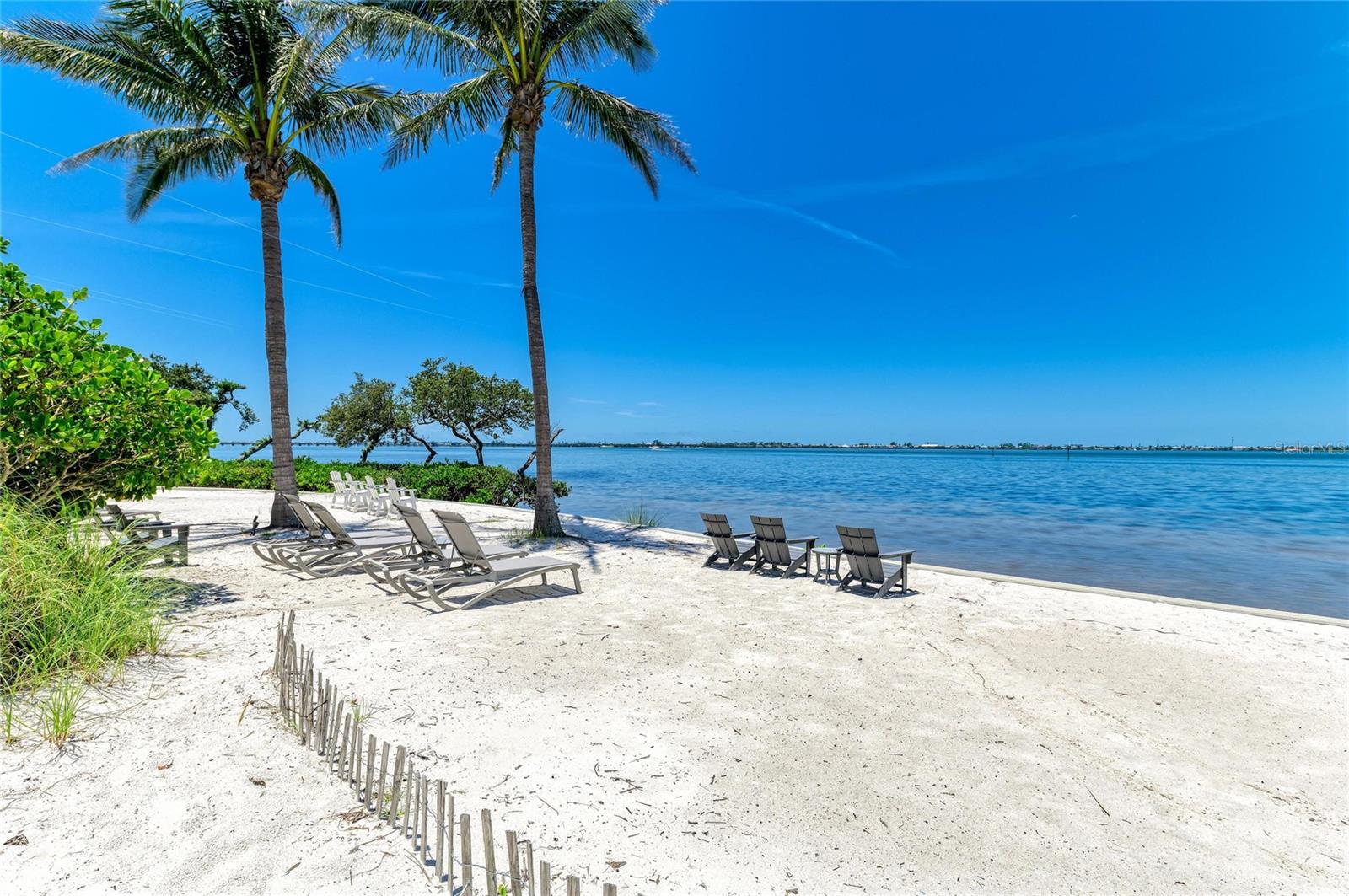 HARBOUR ISLE - EDGEWATER WALK II - Residential