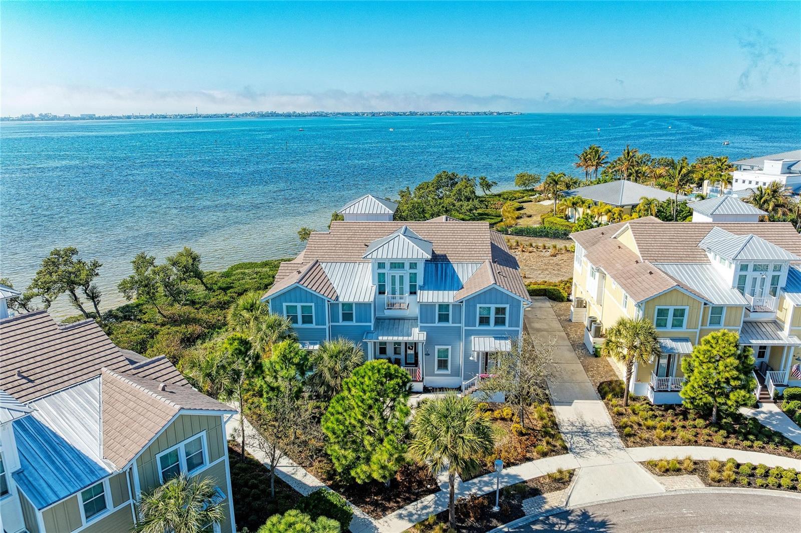 HARBOUR ISLE - EDGEWATER WALK II - Residential
