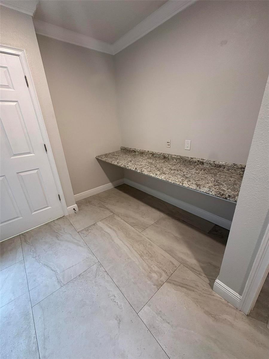THE MOORINGS AT EDGEWATER - Residential