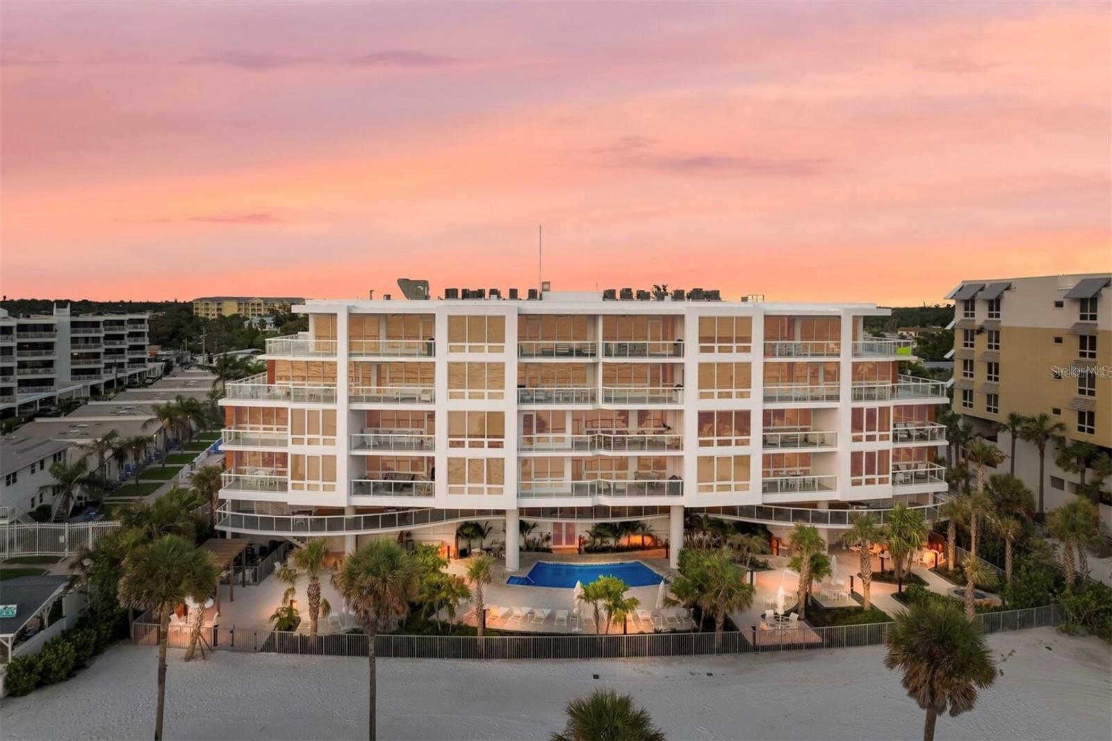 TEN35 SEASIDE - Residential
