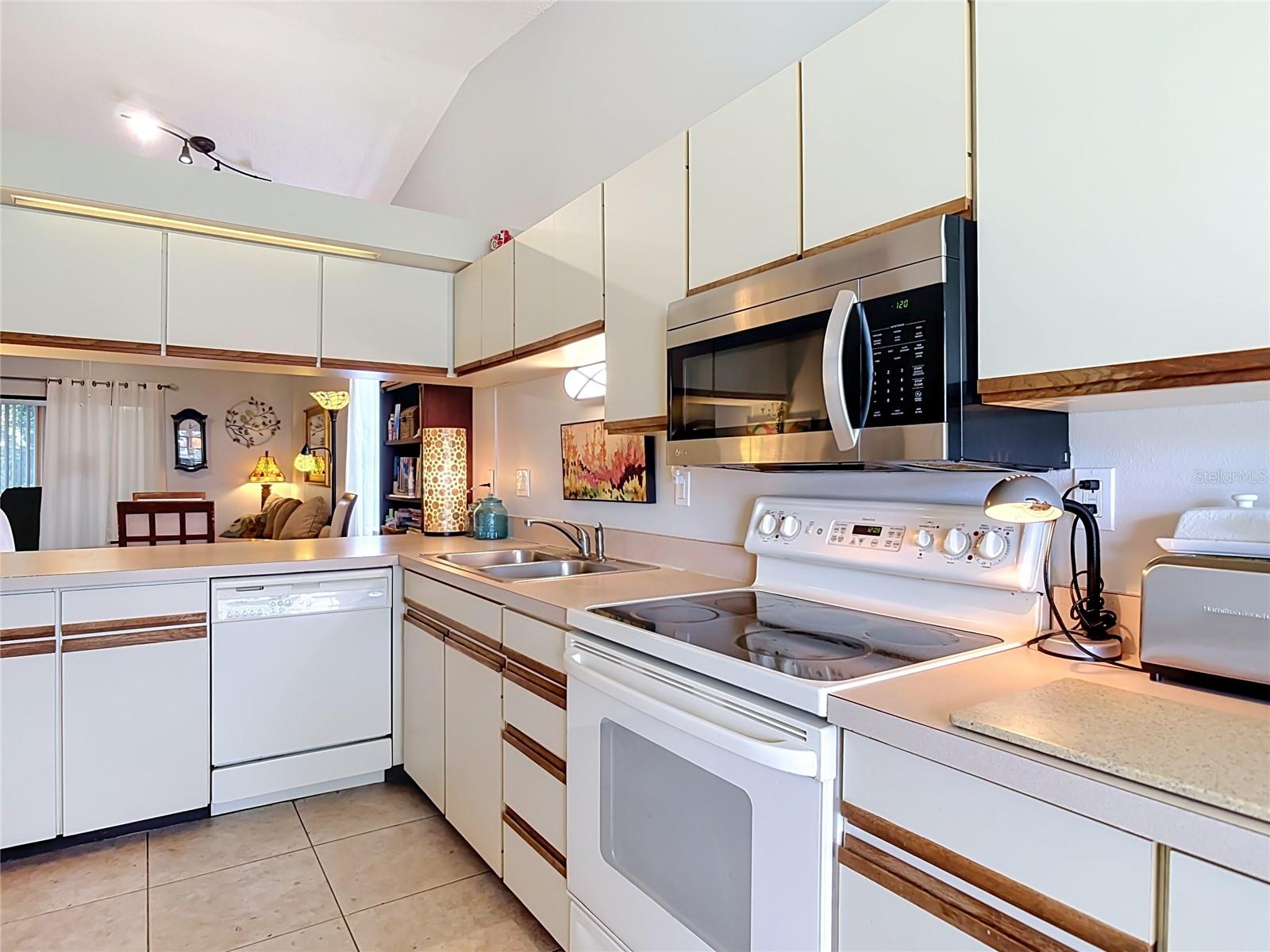 TERRACE HILL PATIO HOMES CONDO - Residential