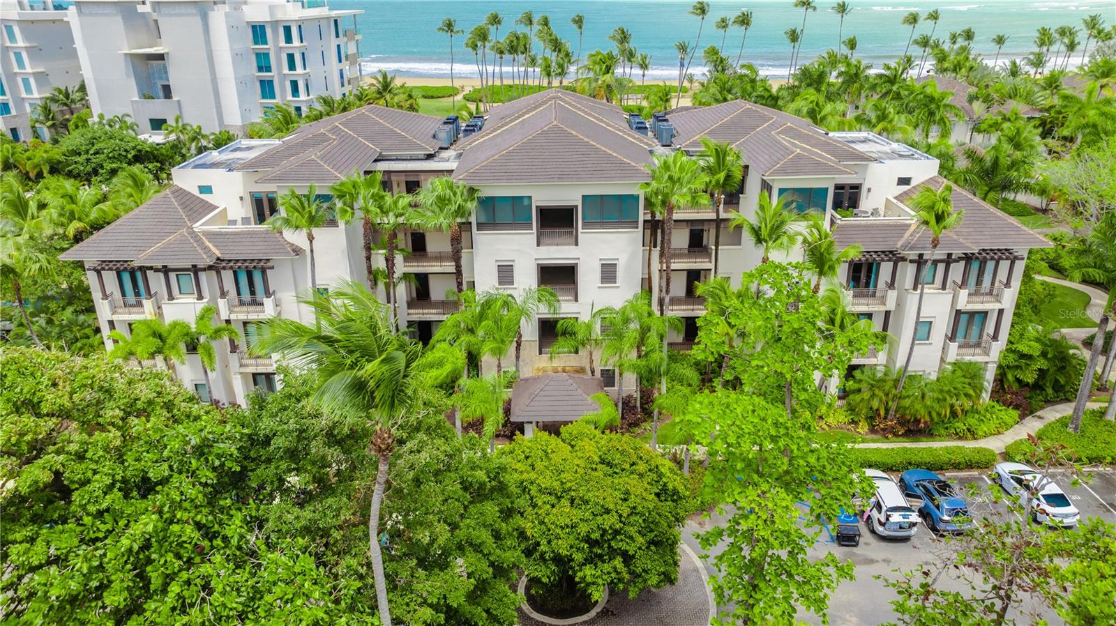 LAS VENTANAS II CONDOMINIUM - Residential