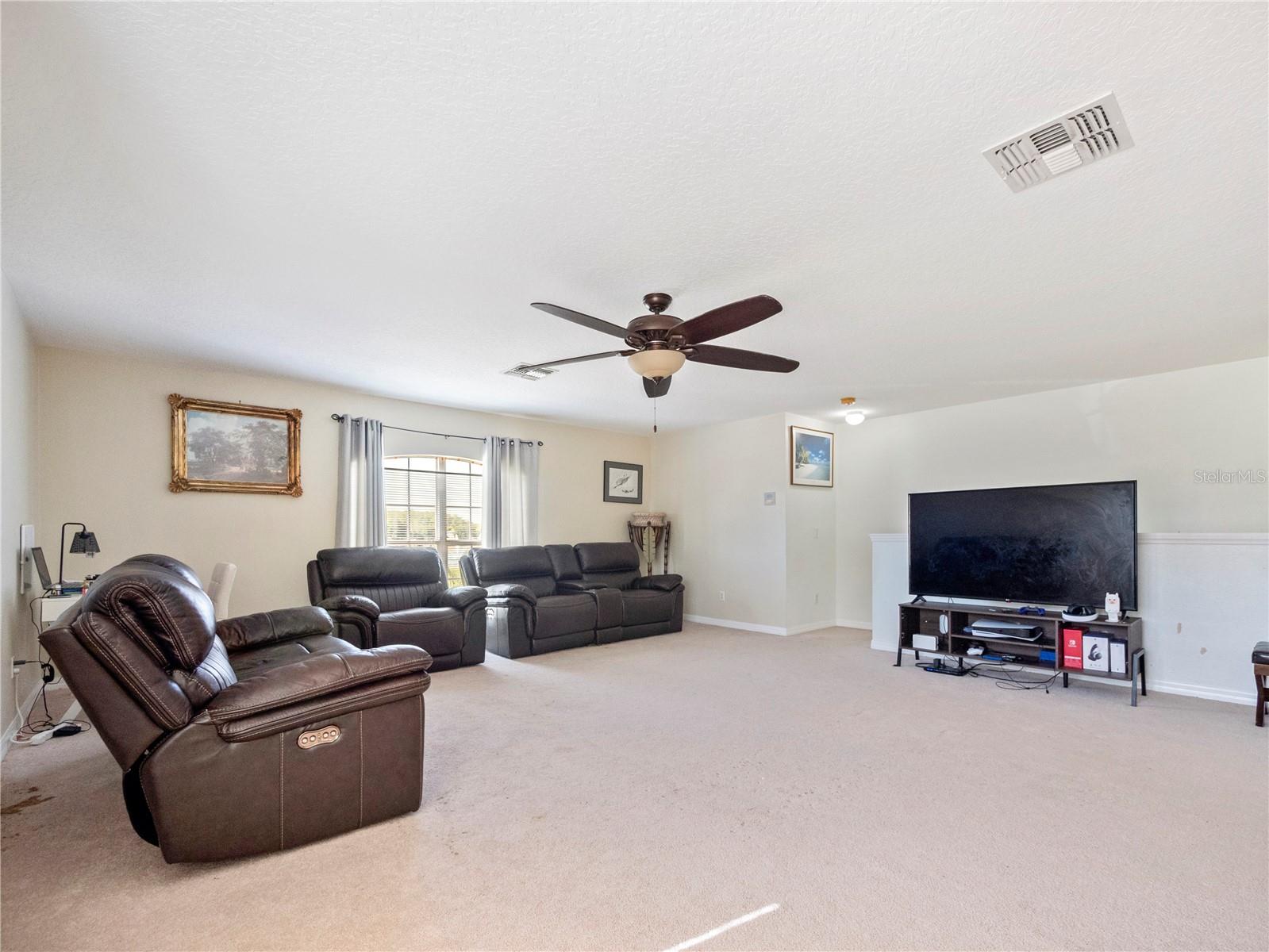 CYPRESS SHADOWS UNIT 1 - Residential