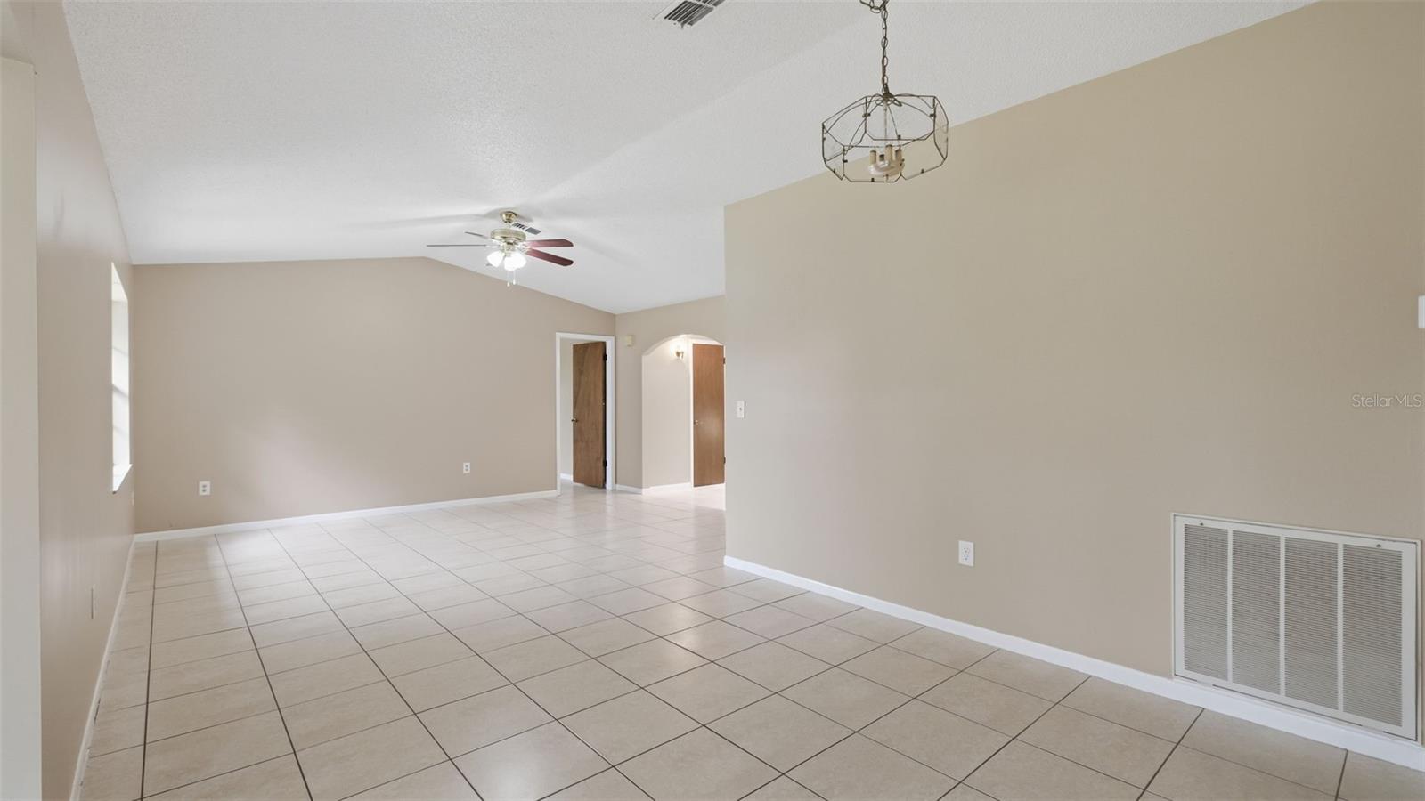 SPRING HILL - Residential