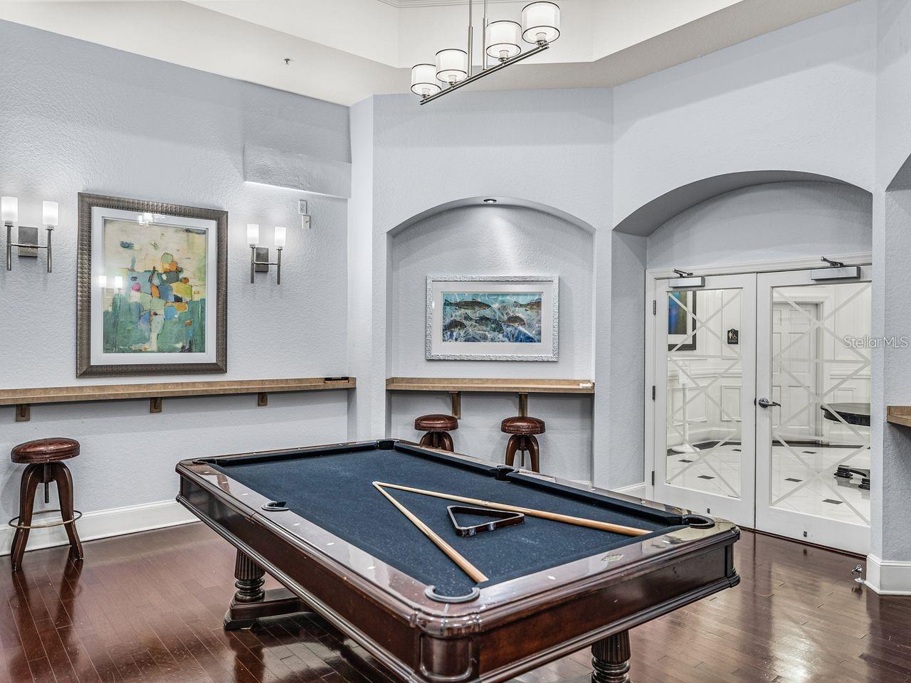 PARKCREST HARBOUR ISLAND CONDO - Residential