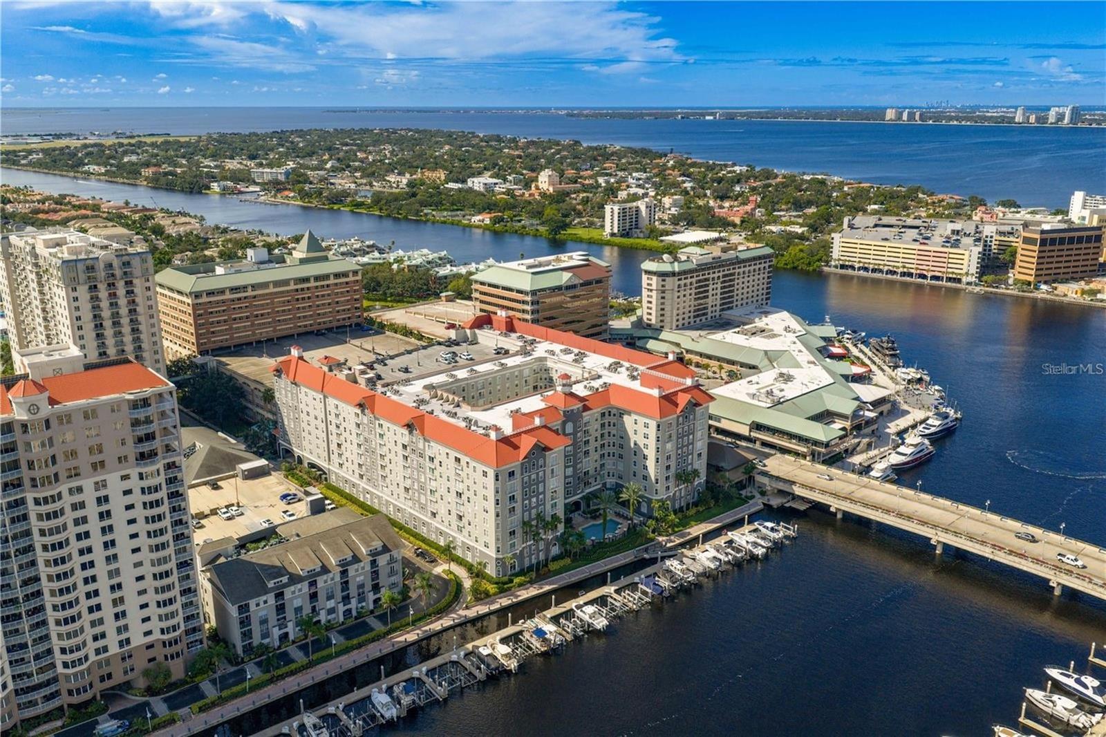 PARKCREST HARBOUR ISLAND CONDO - Residential