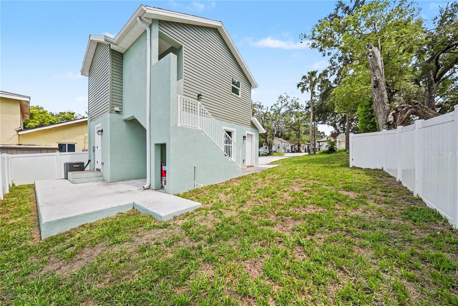 MENDELS RESUB OF BLOC - Residential