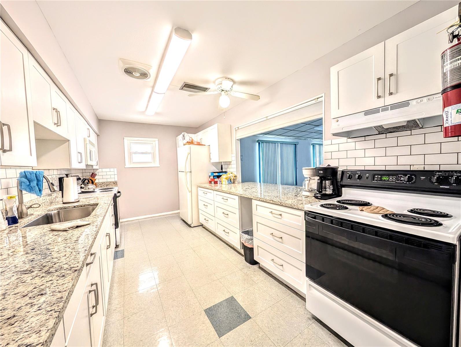 BAYSHORE GARDENS APTS 2 - Residential