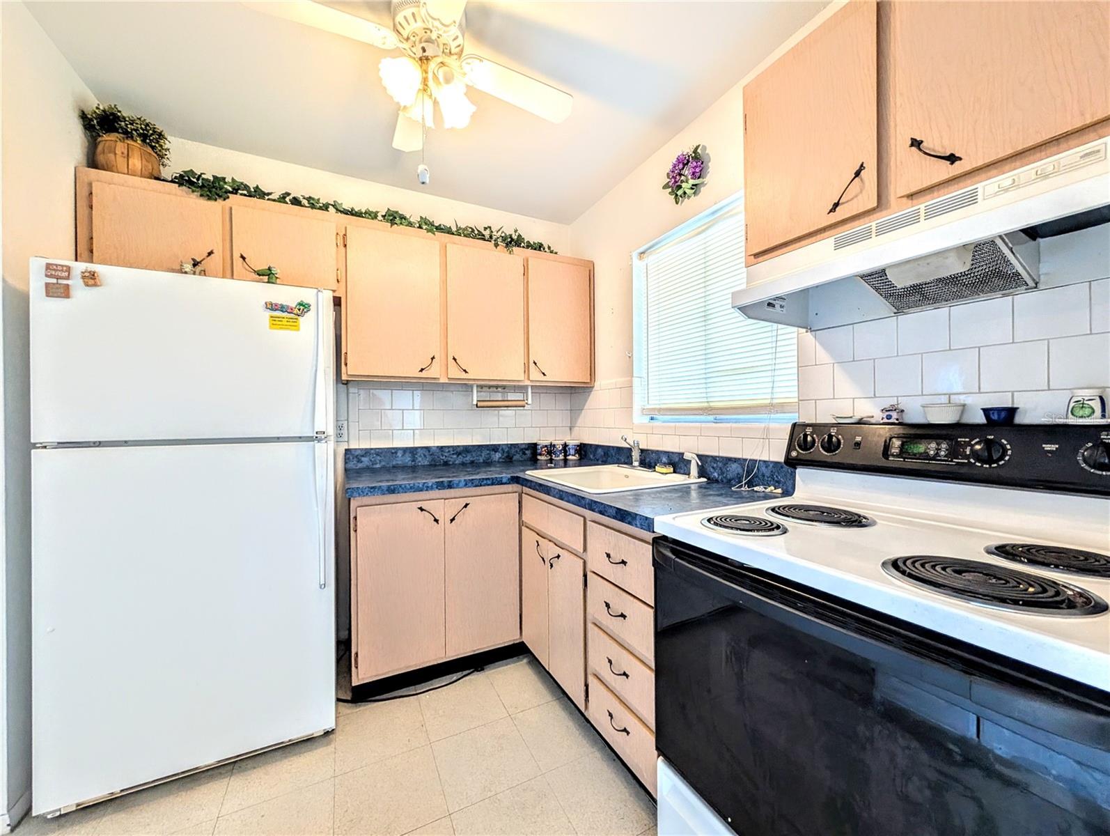 BAYSHORE GARDENS APTS 2 - Residential