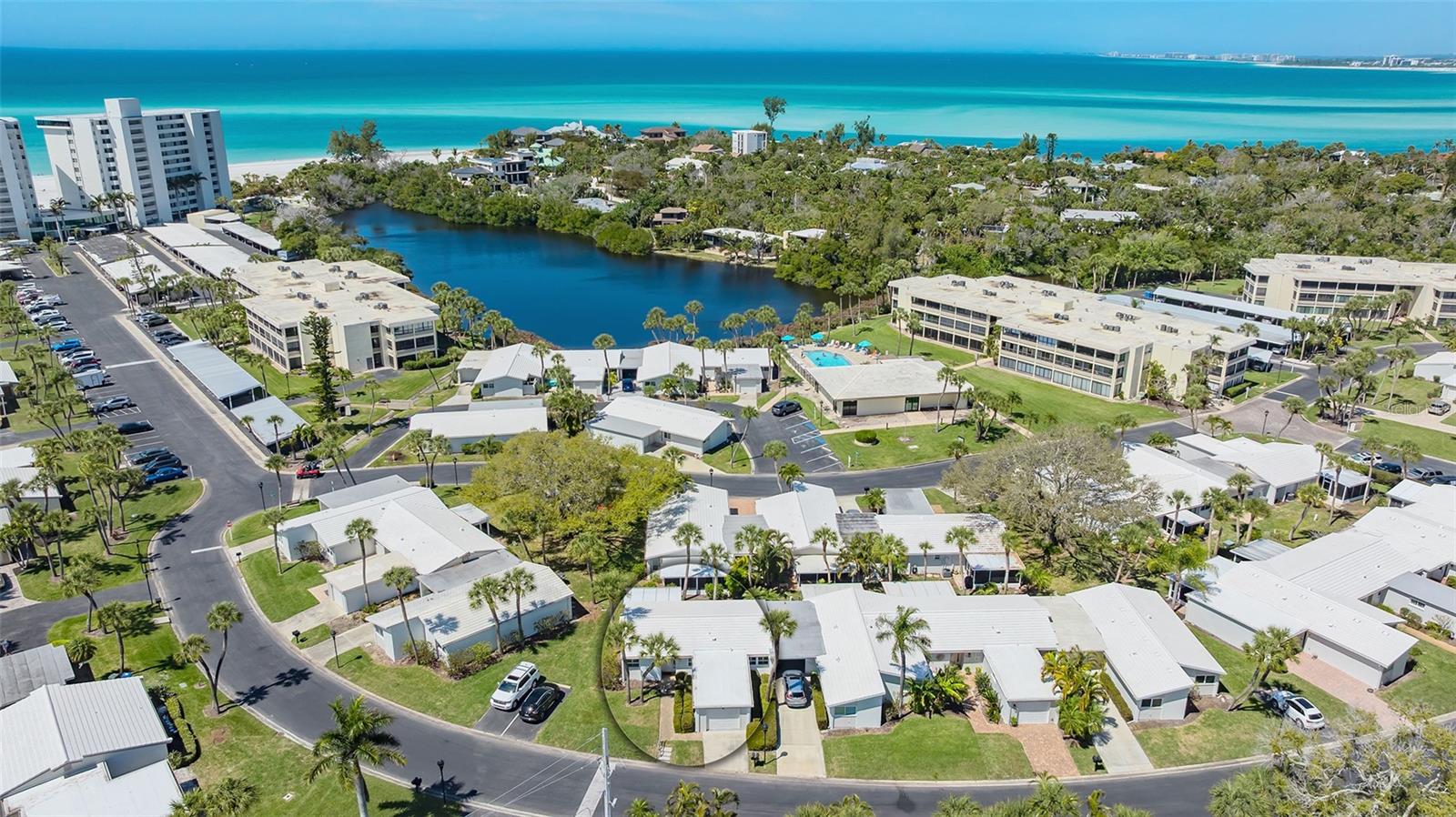 WHISPERING SANDS - Residential