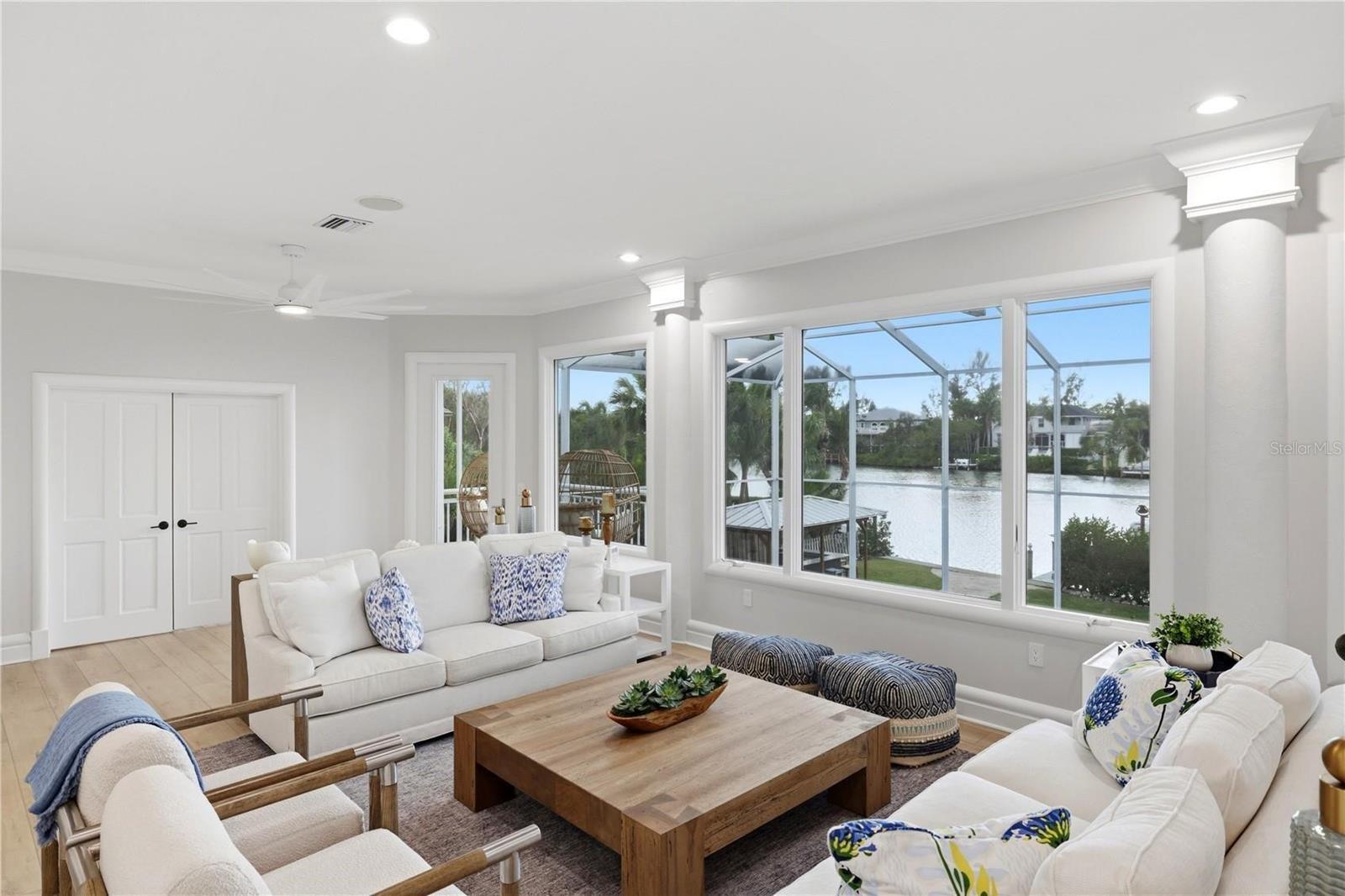 ELLIOT M PROP SIESTA KEY - Residential