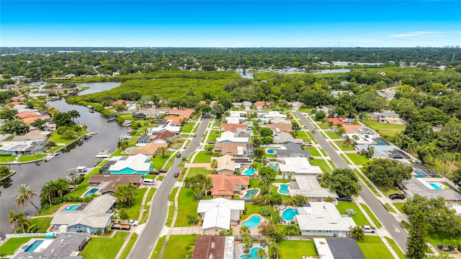 VENETIAN GARDENS - Residential