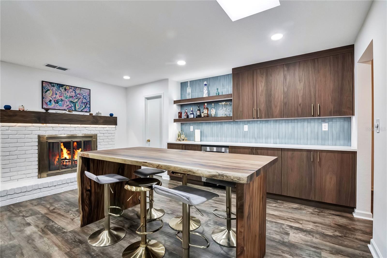 BEL AIR TERRACE - Residential