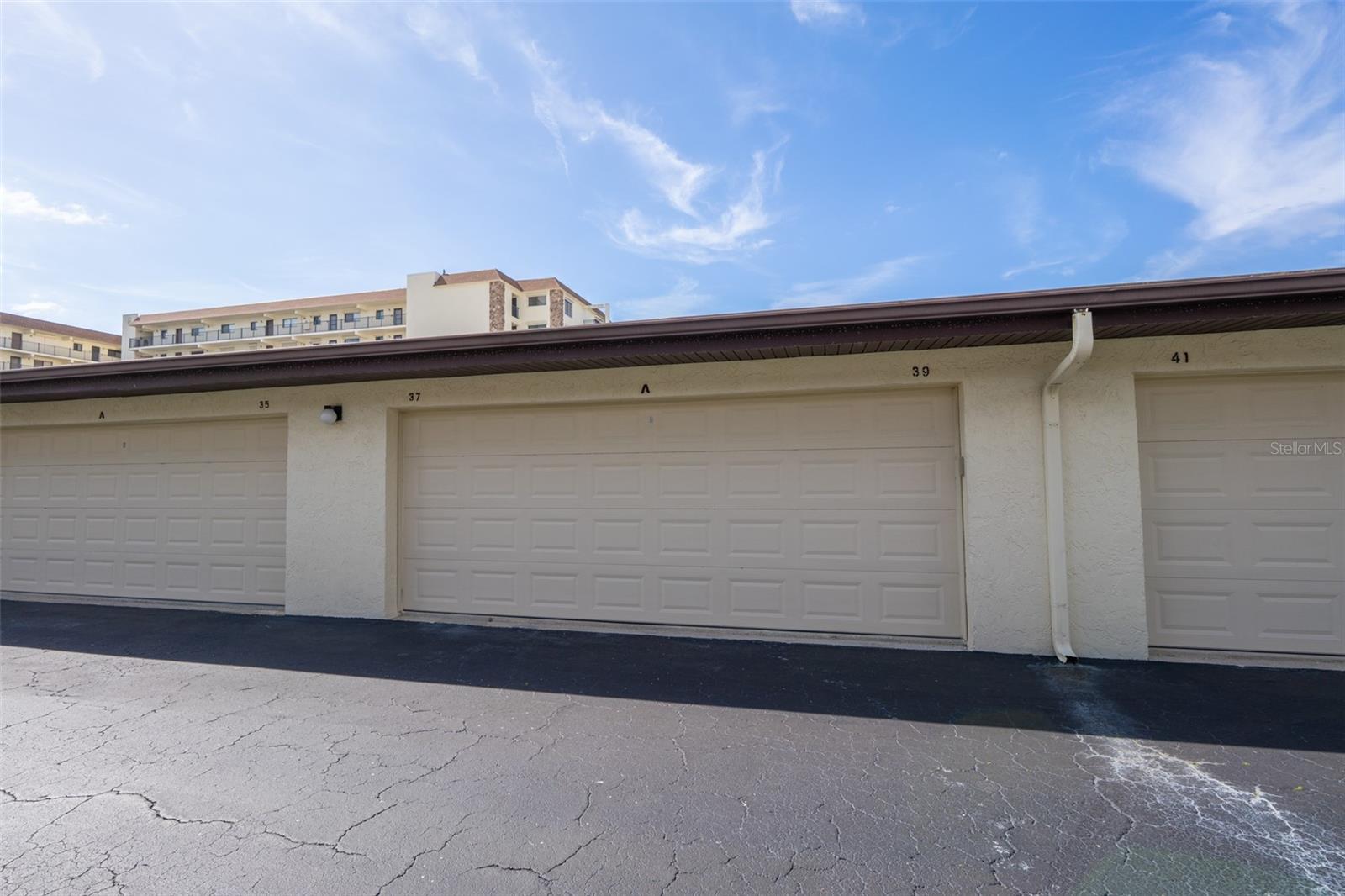 YOUNG & METZNER REALTY CO RESUB - Residential