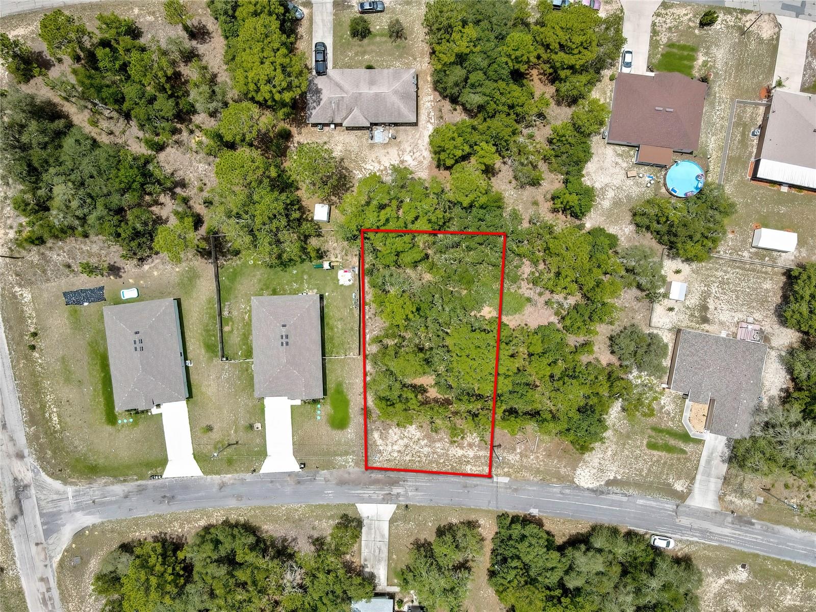 Looking to build a new construction home without the restrictions of an HOA? This is the perfect lot for you! Offering plenty of space and endless possibilities, this property provides the ideal opportunity to build your dream home exactly the way you envision it. With ample room for a pool, garden, outdoor entertaining area, or additional features, this lot serves as your blank canvas to create the lifestyle you’ve always wanted. Don’t miss the chance to make your dream a reality!