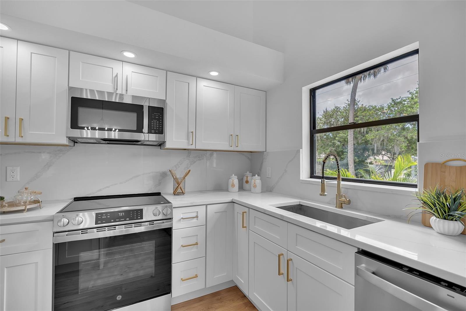 GREYSTONE - Residential