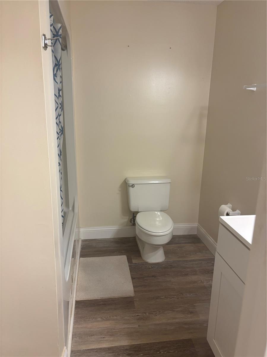 MCGIRTS CREEK - Residential
