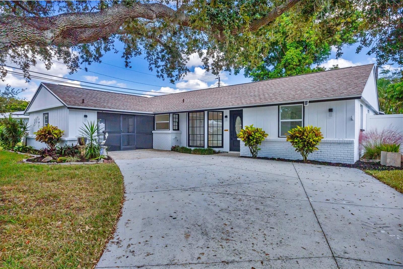 GULF GATE - Residential
