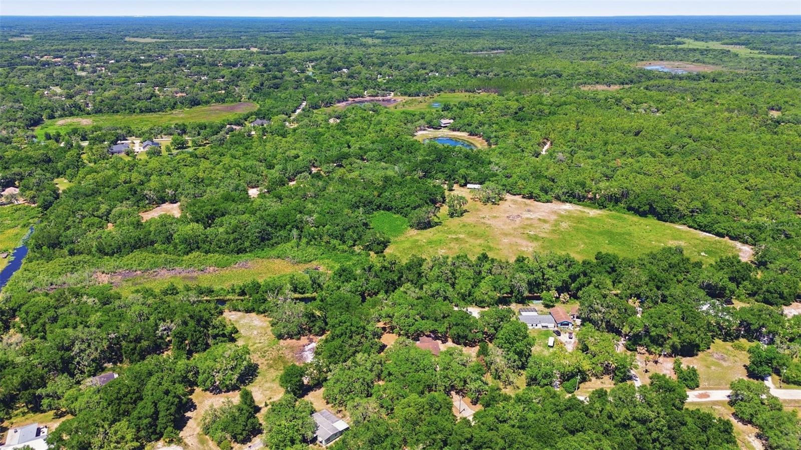 BROOKWOOD ACRES UNREC - Residential