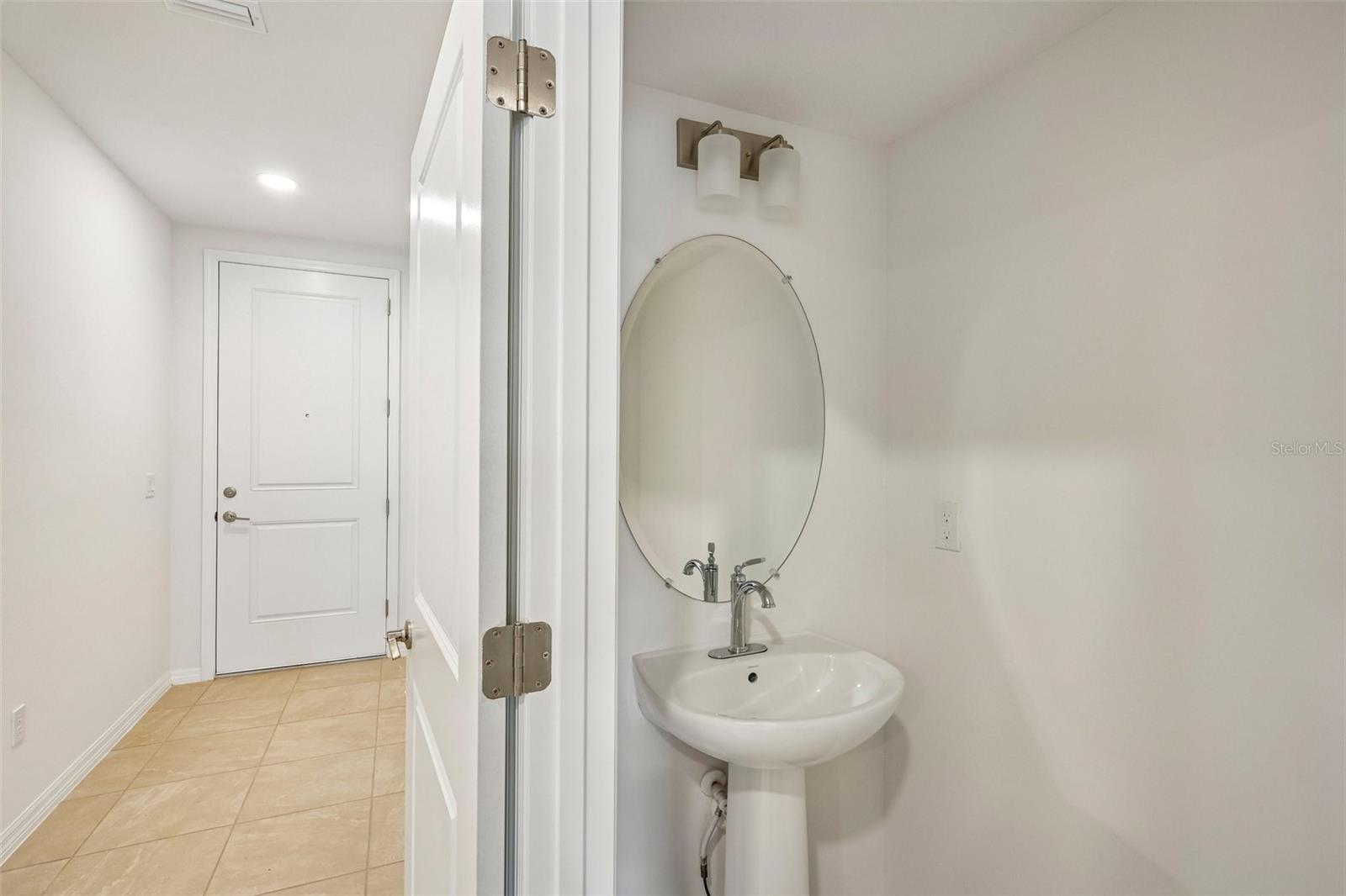 TWIN OAKS - Residential