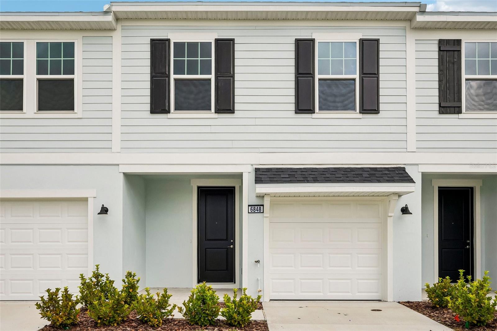 TWIN OAKS - Residential
