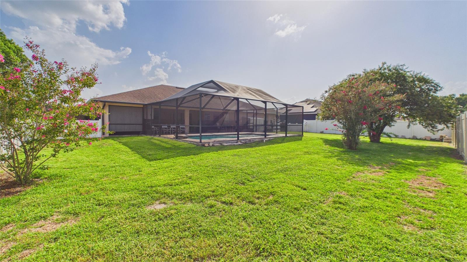 VILLAGE/SPIRIT LAKE PH 01 - Residential
