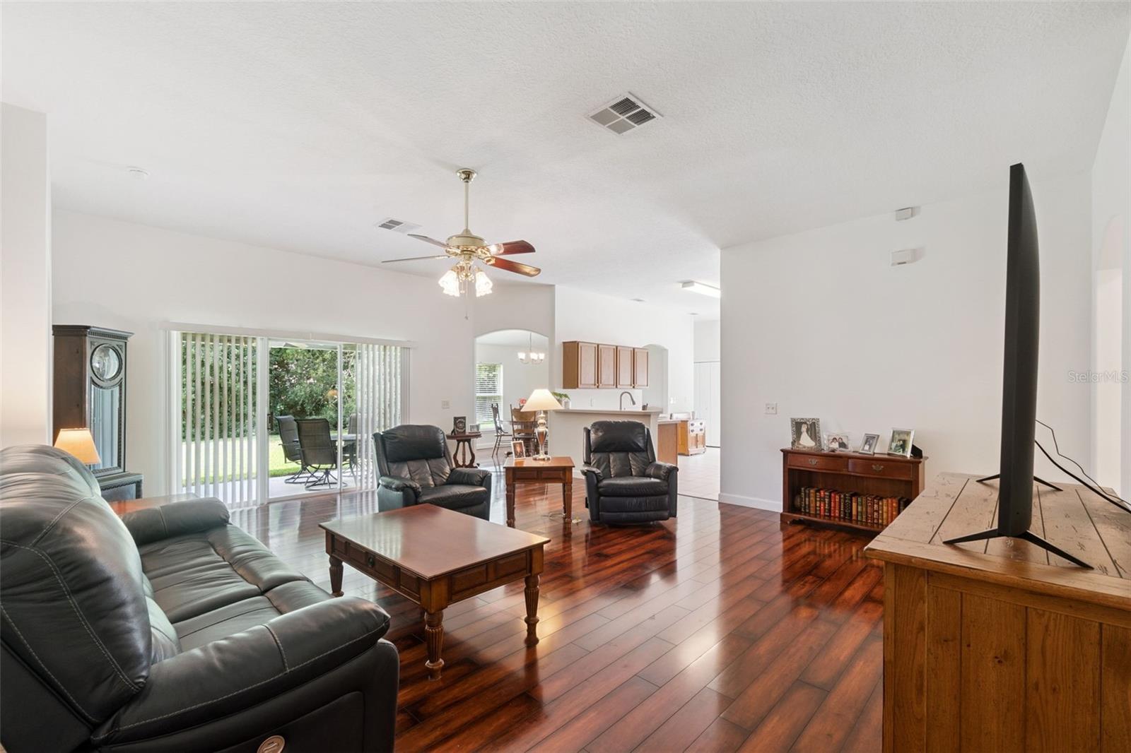 ERROL VISTA ESTATES - Residential
