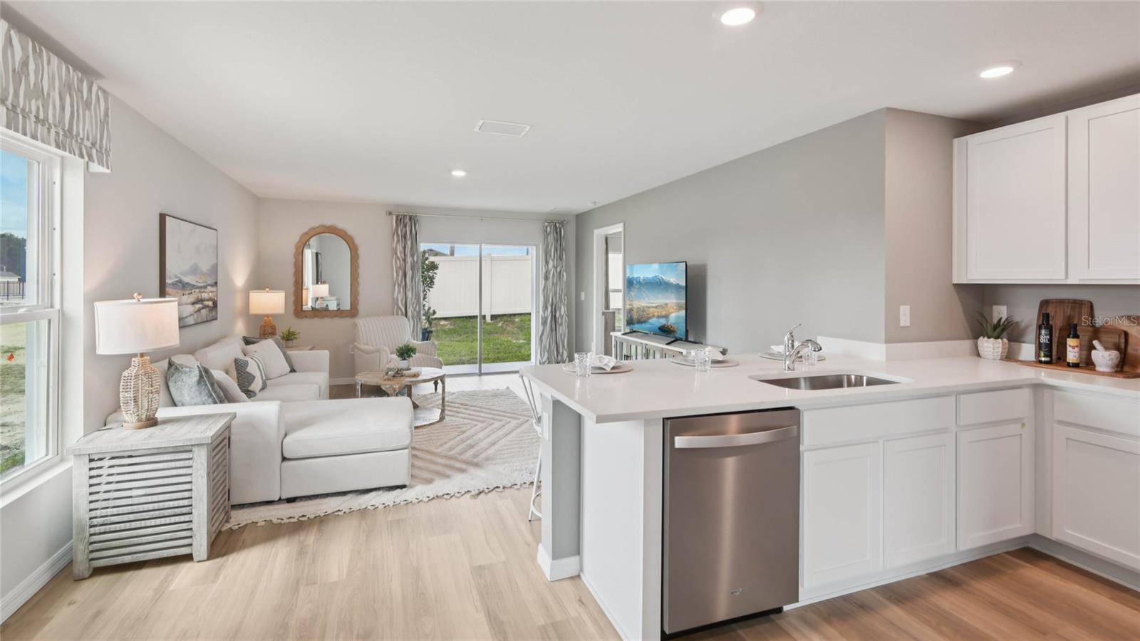 SANDAL KEY - Residential