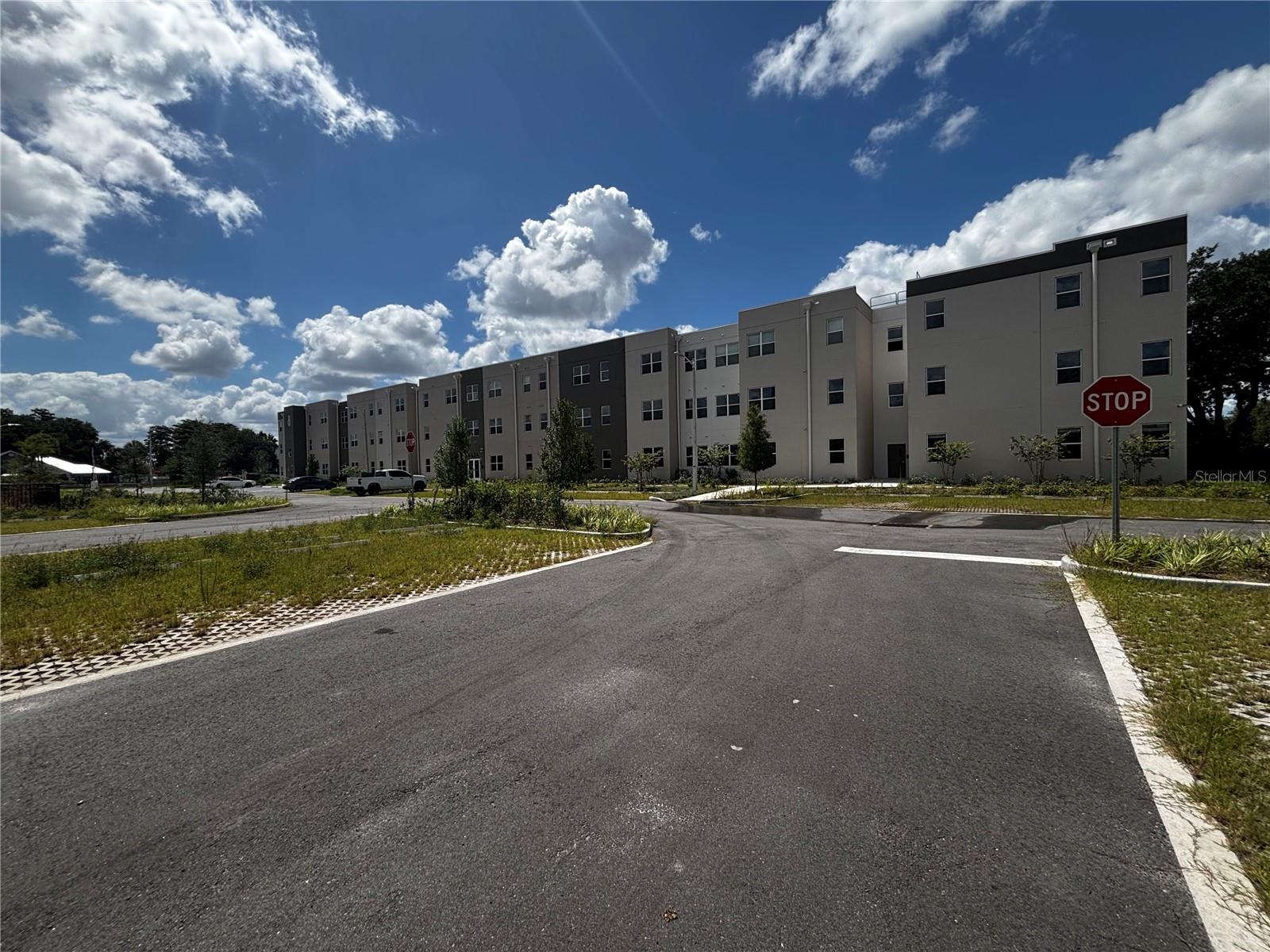 Less of 10 minutes away from The Mall at Millenia, great location. Be the first to live in one of Orlando’s newest communities. This 2-Bedrooms / 2-Bathrooms residence offers an open-concept layout, abundant natural light, and modern finishes throughout. Conveniently located just minutes from Universal Studios, International Drive, premier dining, shopping, and entertainment.The modern kitchen features brand-new stainless-steel appliances and contemporary cabinetry designed for both style and functionality.