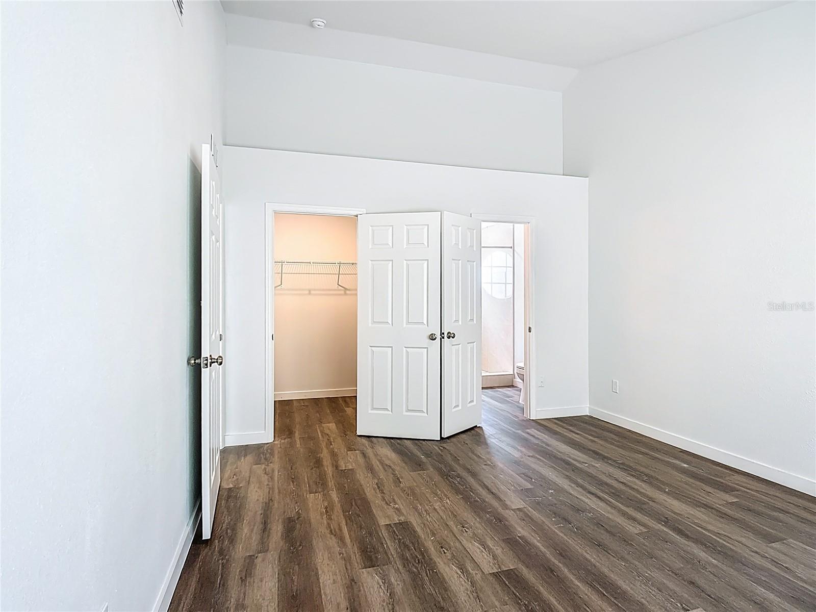 VILLAS AT SOMERSET THE - Residential Lease