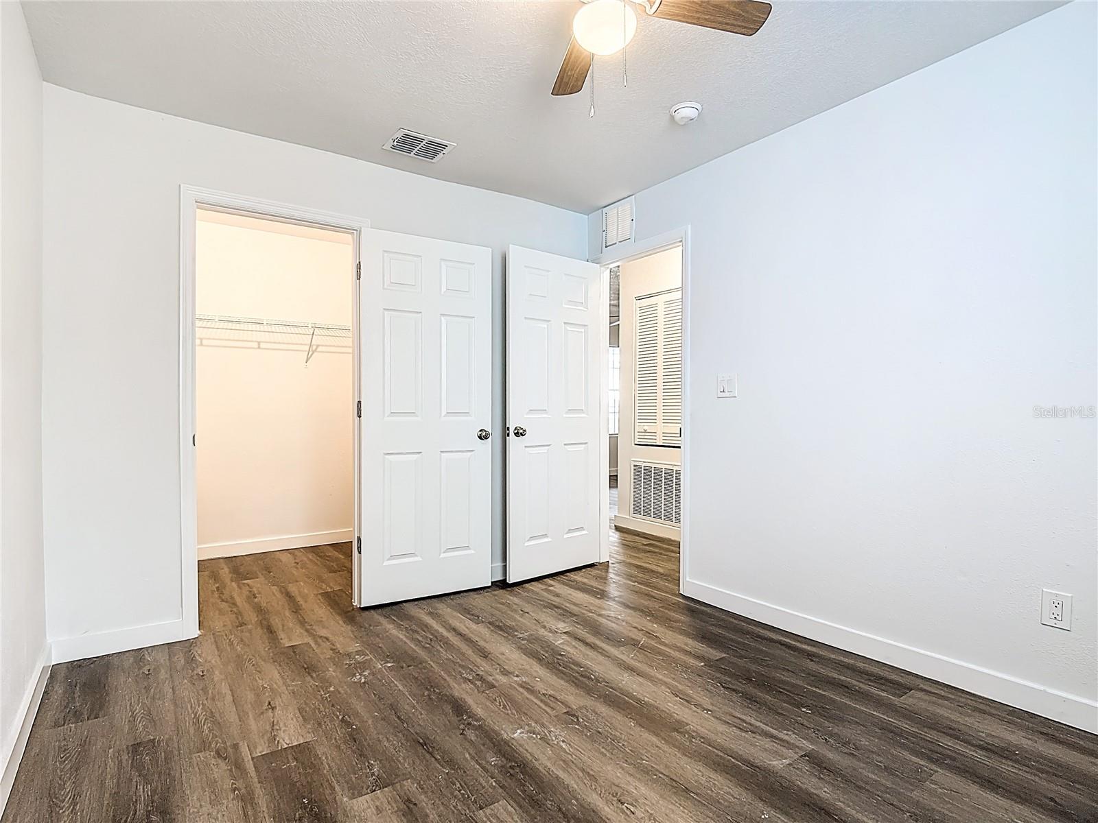 VILLAS AT SOMERSET THE - Residential Lease