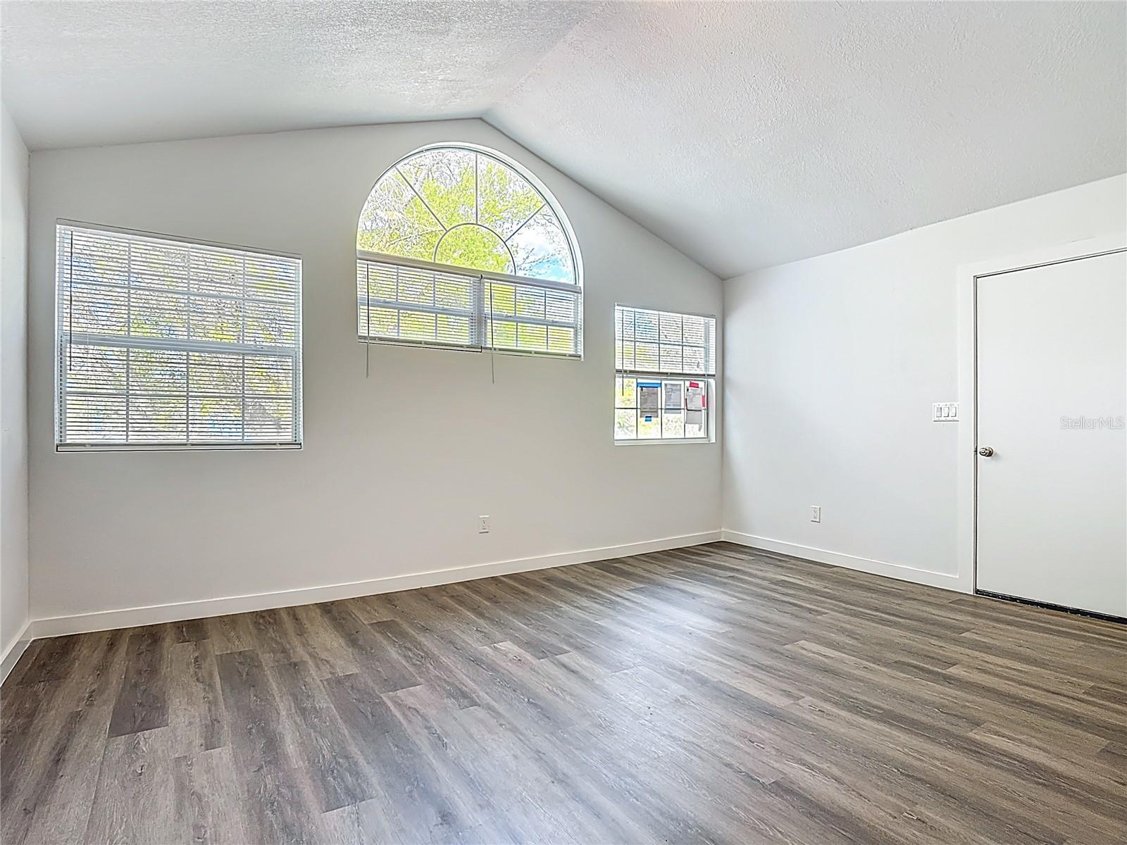 VILLAS AT SOMERSET THE - Residential Lease