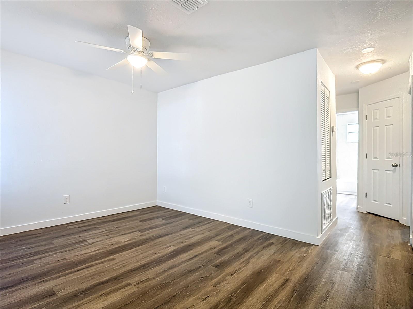 VILLAS AT SOMERSET THE - Residential Lease