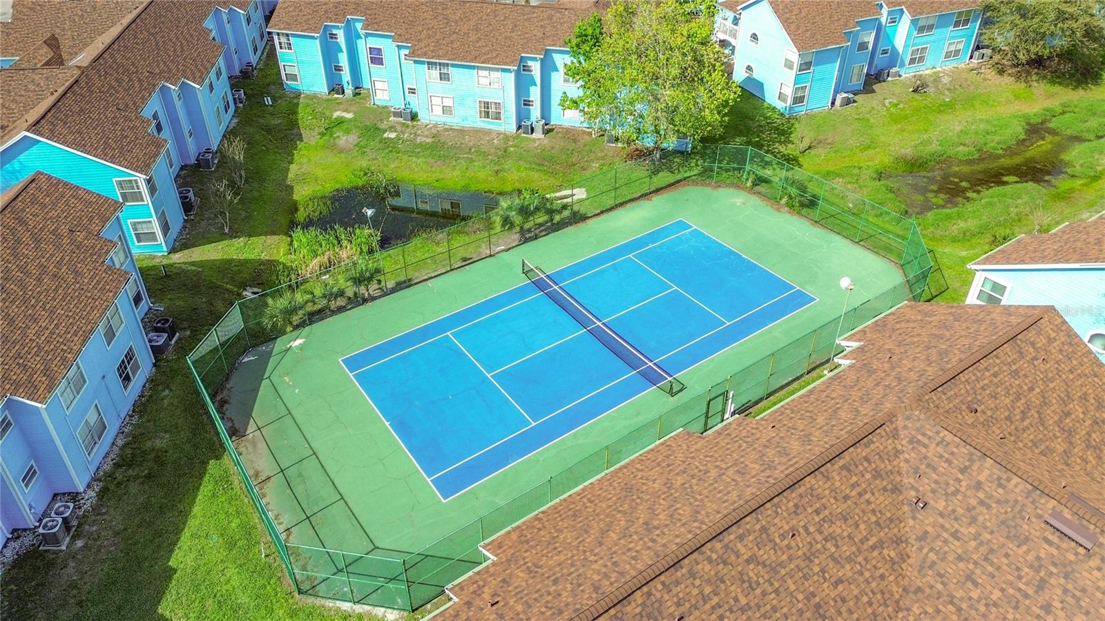 VILLAS AT SOMERSET THE - Residential Lease