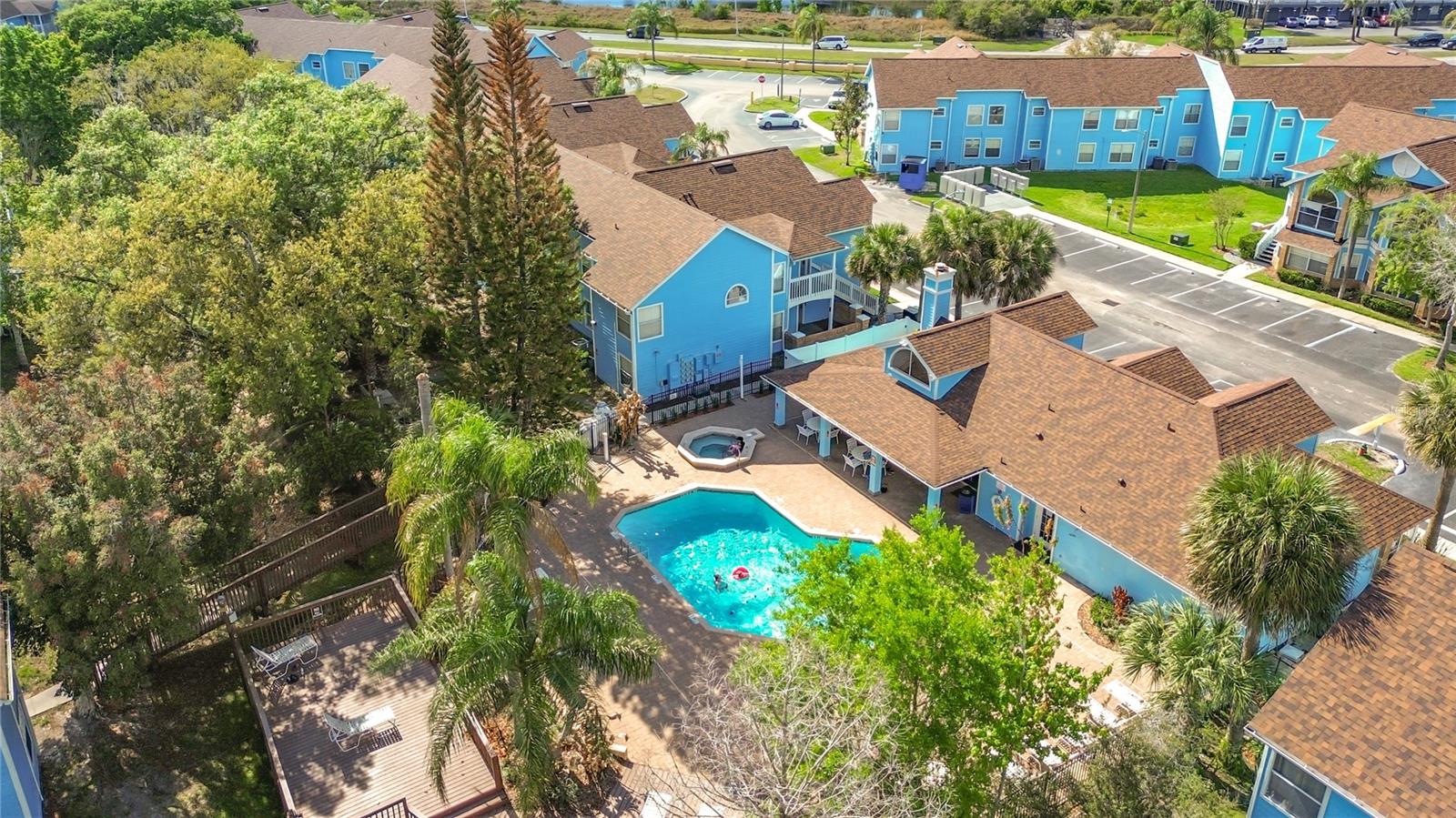 VILLAS AT SOMERSET THE - Residential Lease