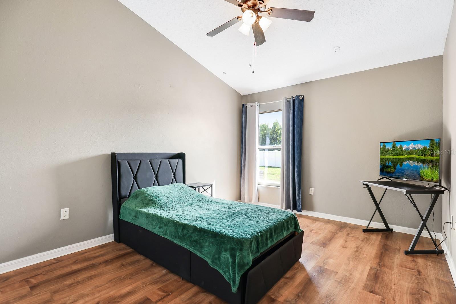 CREEKSIDE SUB - Residential