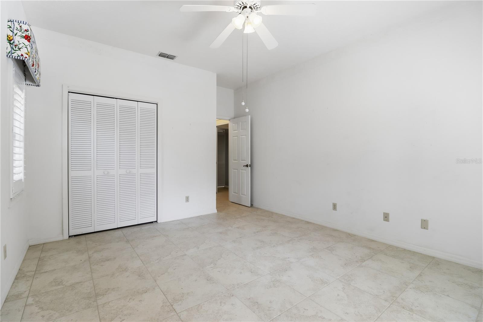 BENT TREE VILLAGE PB 14 PG 1 LOT 15 - Residential