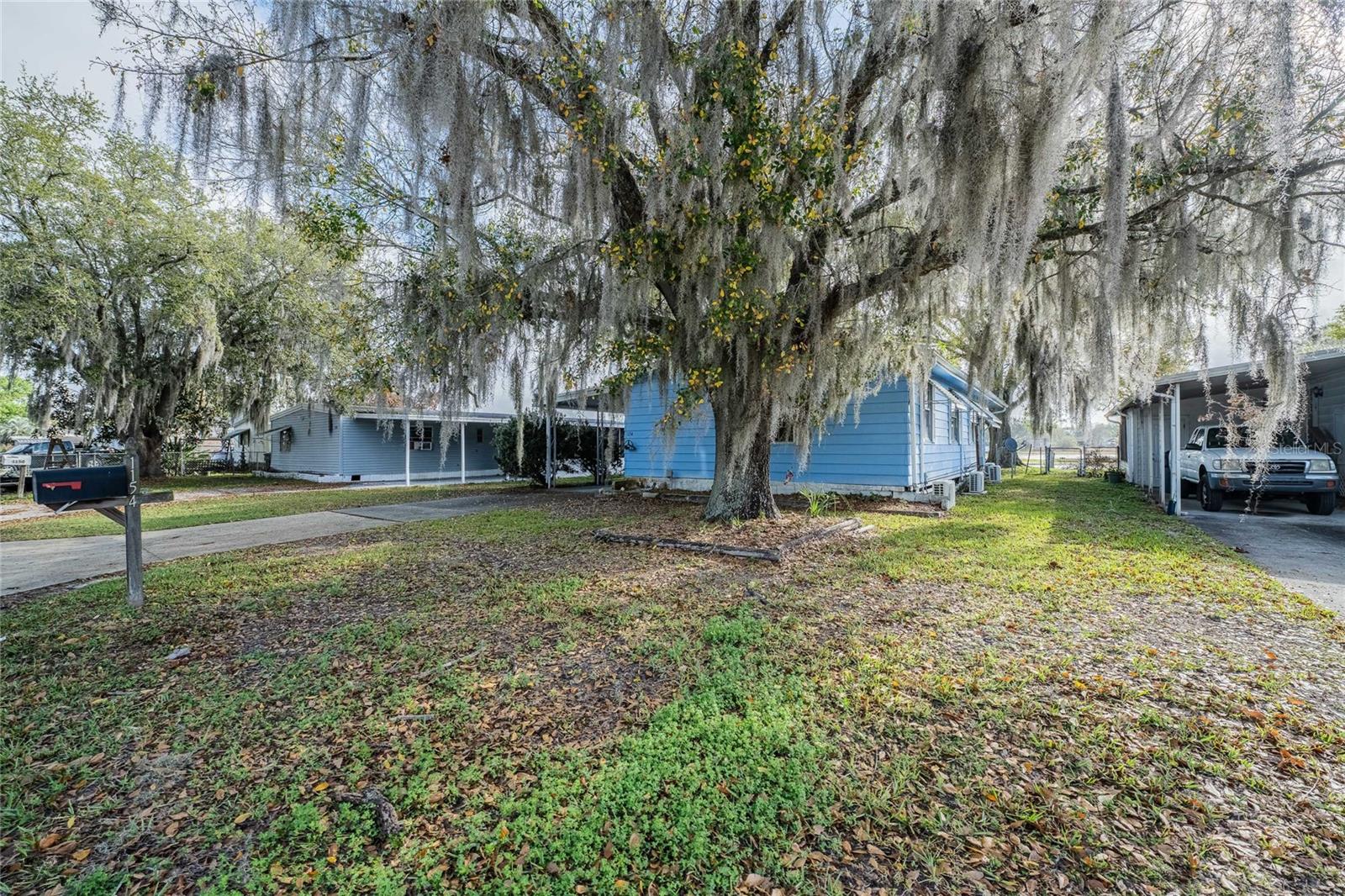 CRYSTAL LAKE ESTATES - Residential