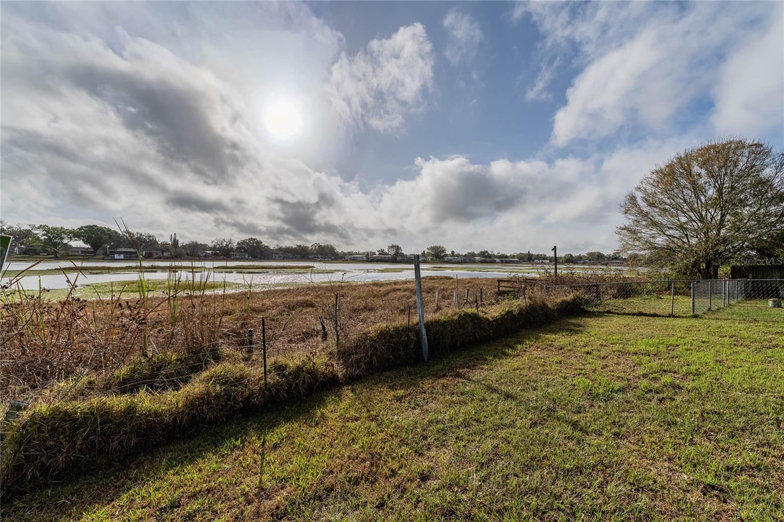 CRYSTAL LAKE ESTATES - Residential