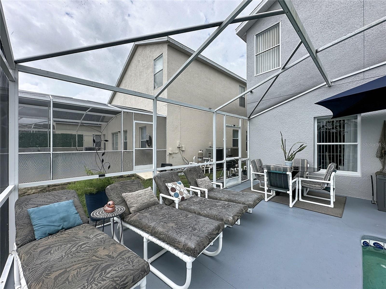 HAMPTON ESTATES - Residential