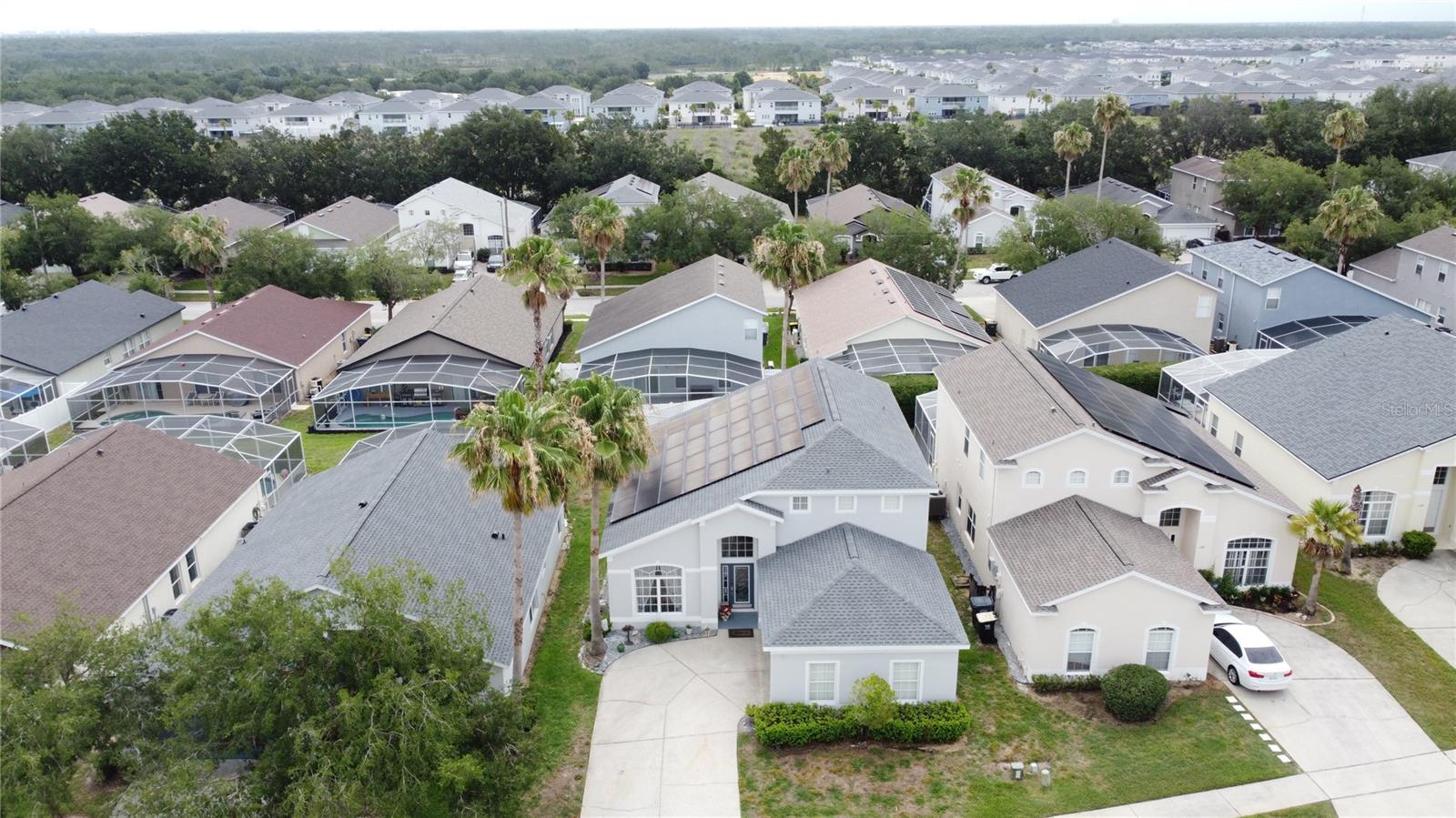 HAMPTON ESTATES - Residential