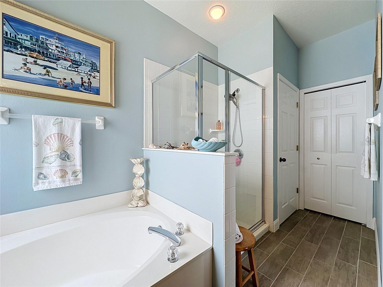 HAMPTON ESTATES - Residential