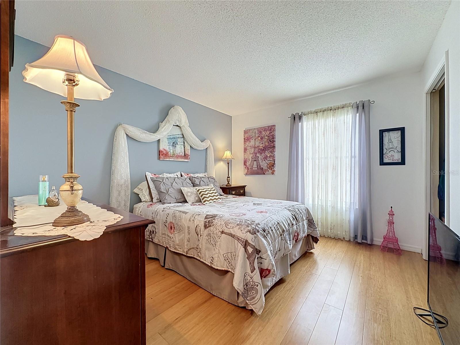 HAMPTON ESTATES - Residential