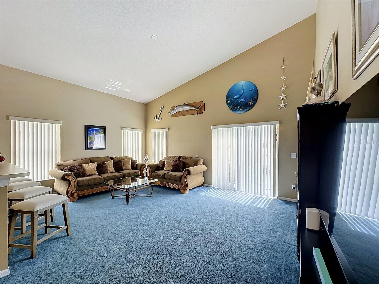 HAMPTON ESTATES - Residential