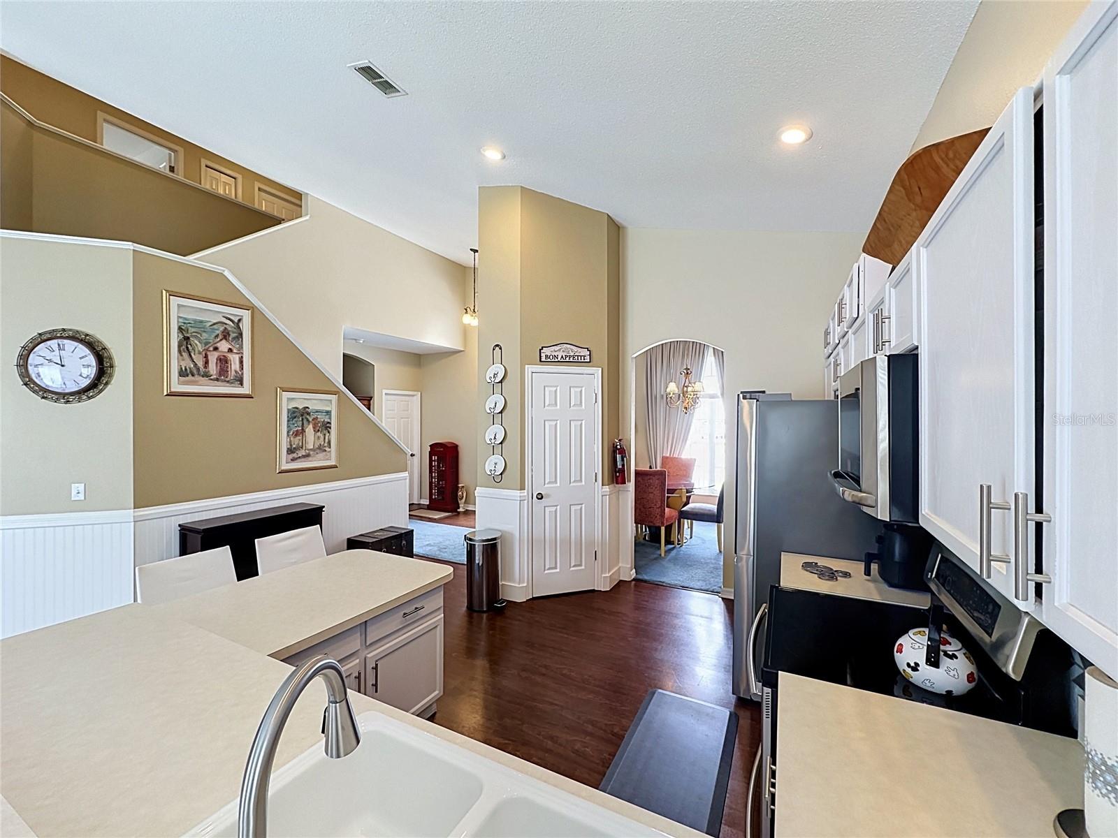 HAMPTON ESTATES - Residential