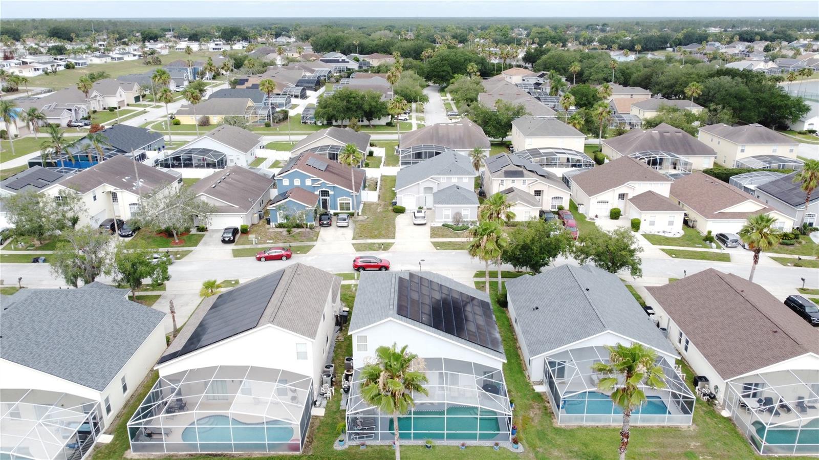 HAMPTON ESTATES - Residential